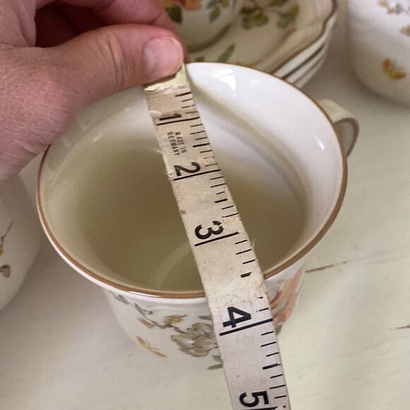 Vintage Mikasa “Olde Tapestry” Cups & Saucers, Service for 4 - Picture 14 of 14